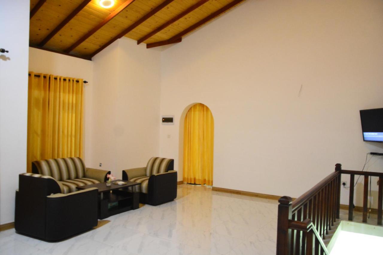 Seven Luck Palace Kandy Zewnętrze zdjęcie